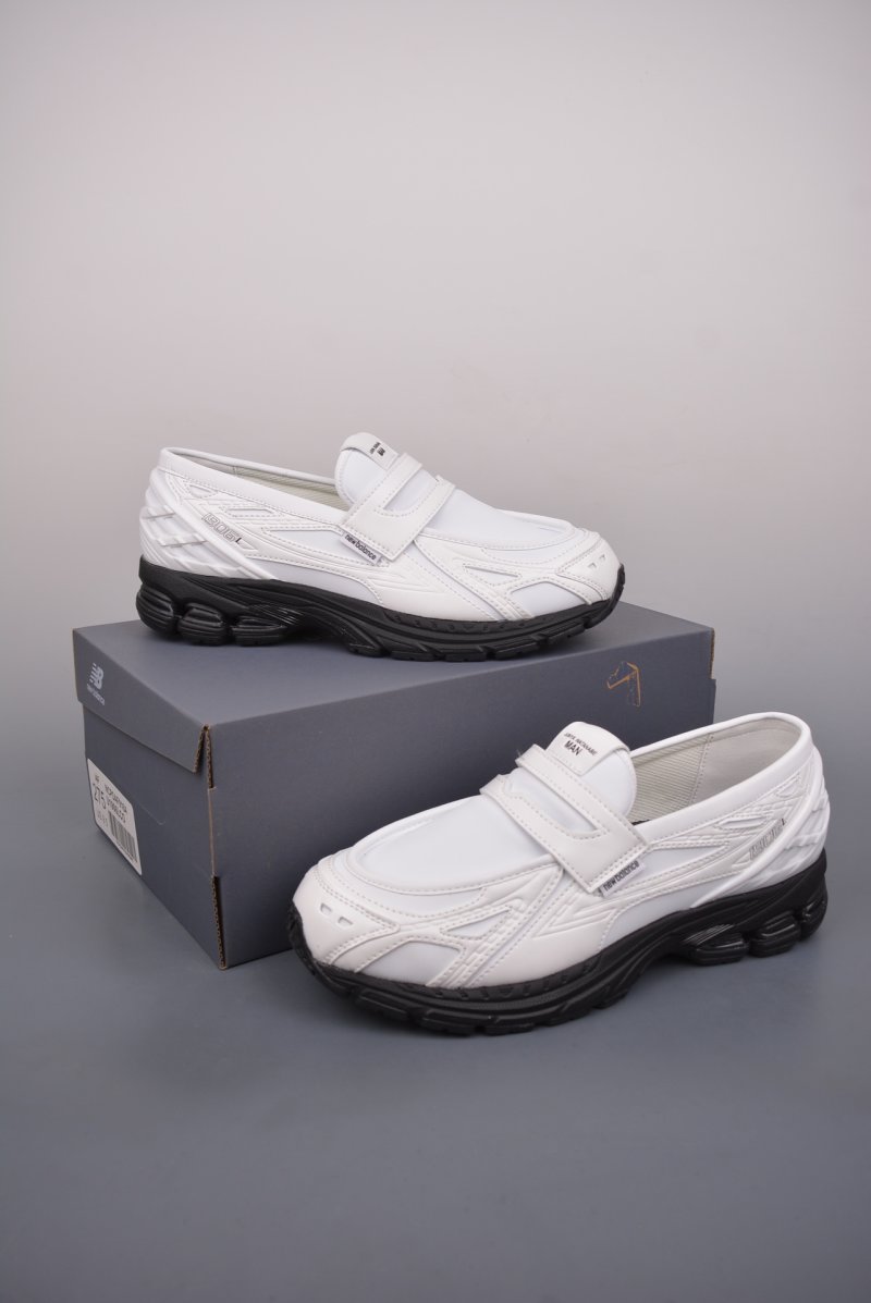 New Balance M1906 Loafer view
