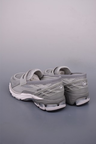 New Balance M1906 Loafer view 2