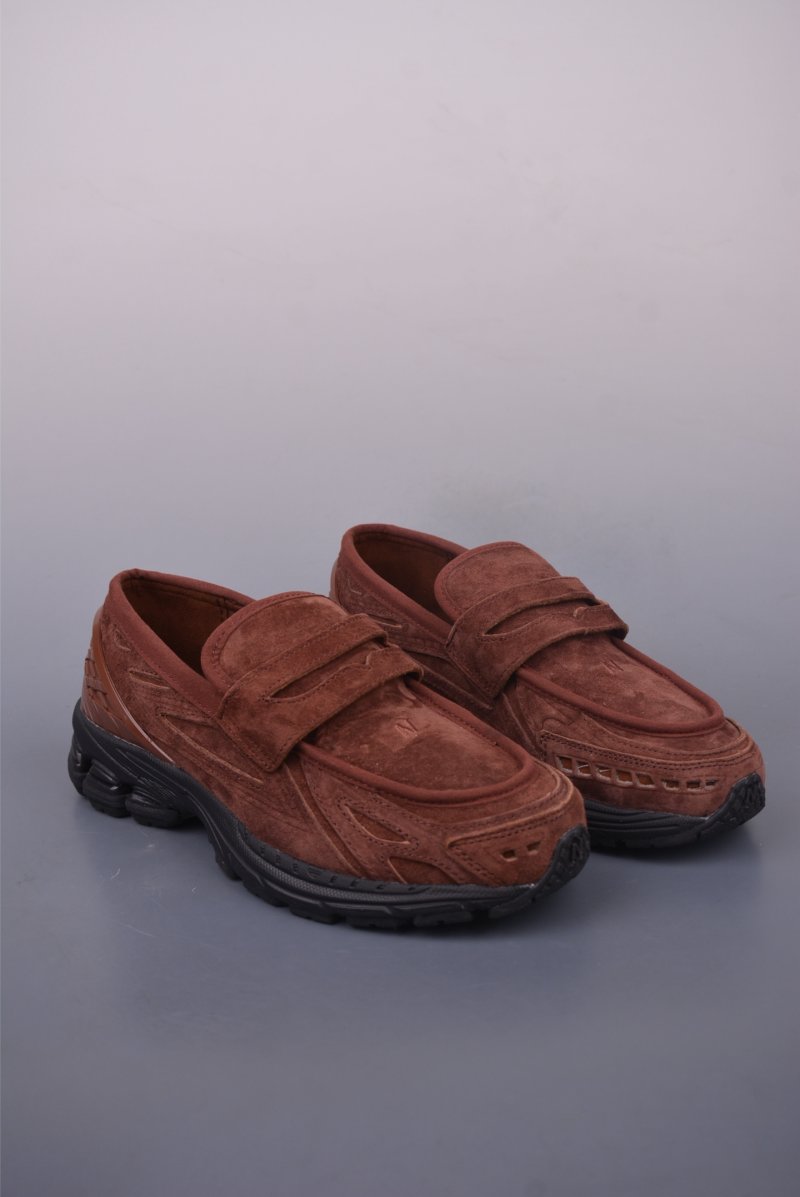 New Balance M1906 Loafer