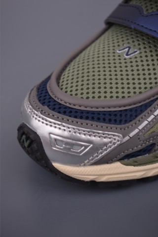 New Balance M1906 Loafer view 6
