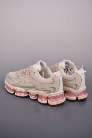 New Balance M2000 view 2