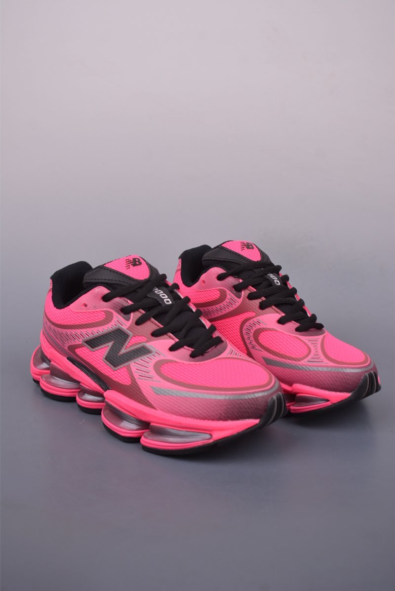 New Balance M2000