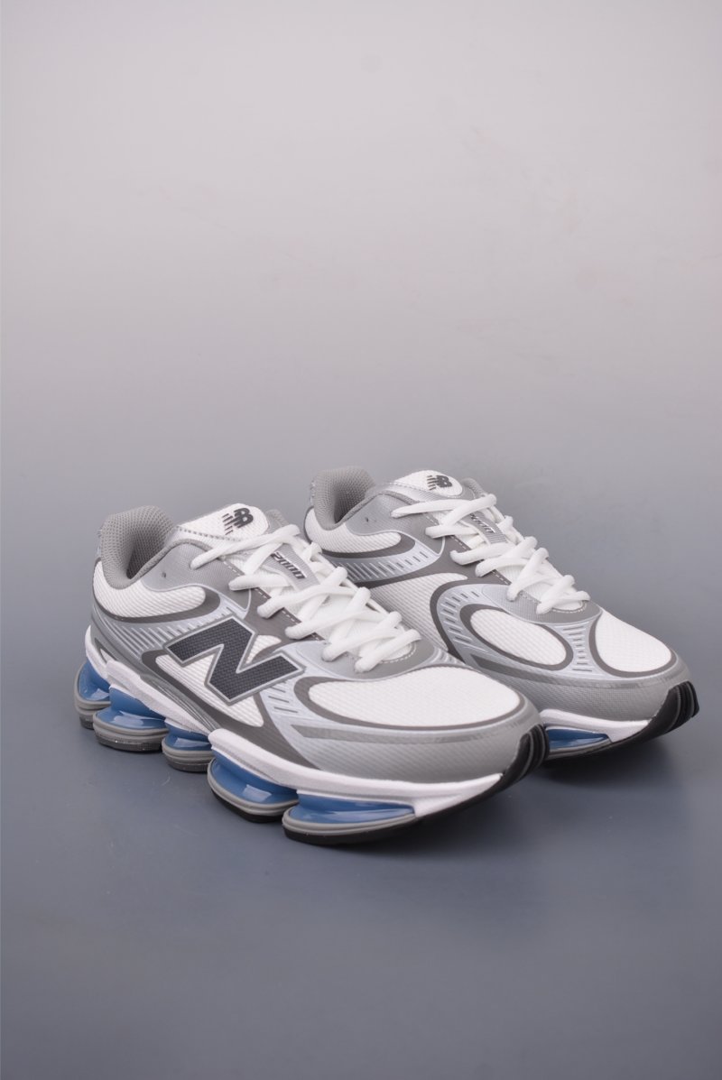 New Balance M2000