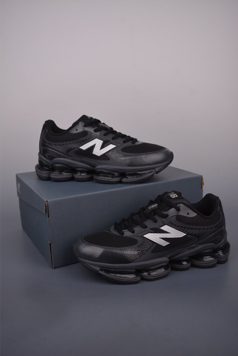 New Balance M2000 view