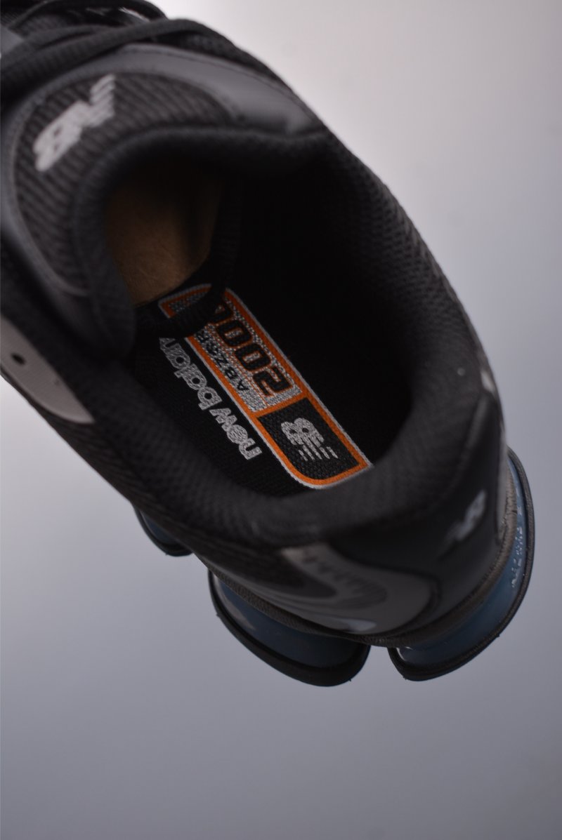 New Balance M2000 view