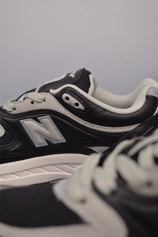 New Balance M2000 view 8