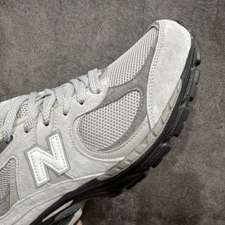 New Balance M2002R 'Grey / Black' view 6