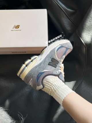 JJJJound X New Balance 2002R view 5