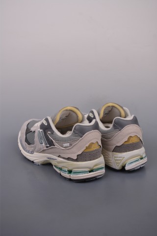New Balance 2002R view 2
