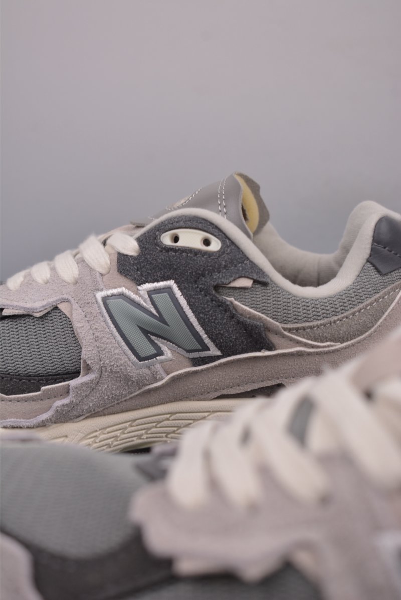 New Balance 2002R view