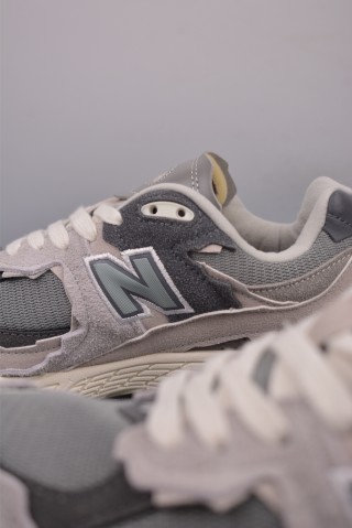 New Balance 2002R view 8