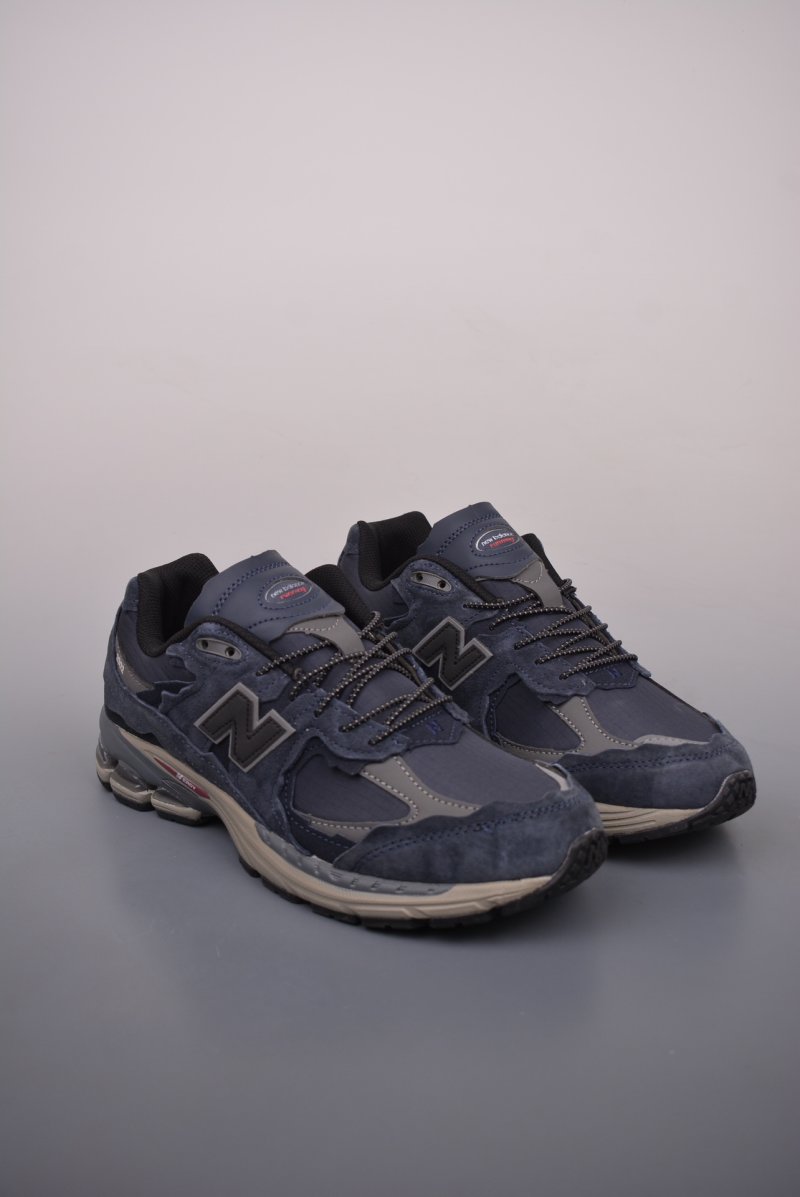 New Balance 2002R view