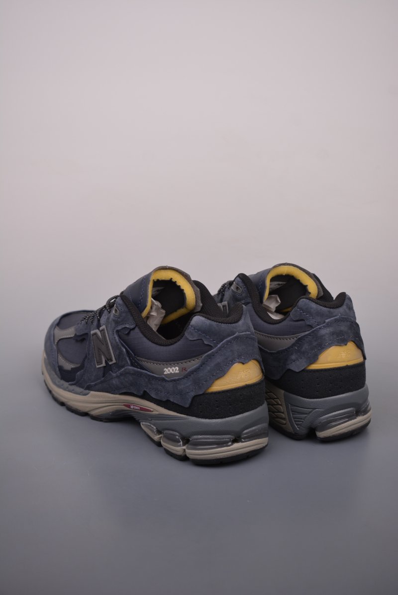 New Balance 2002R view