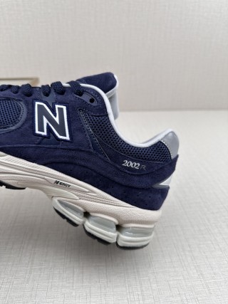 New Balance ML2002 view 8
