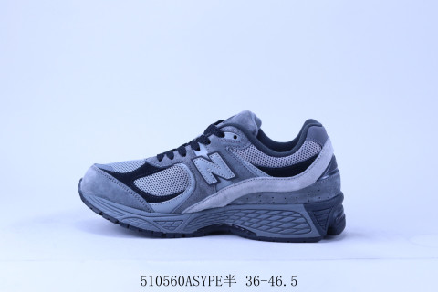 New Balance 2002R view 2