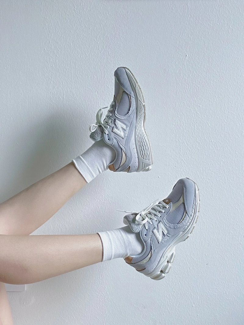 New Balance 2002R 'Grey' view