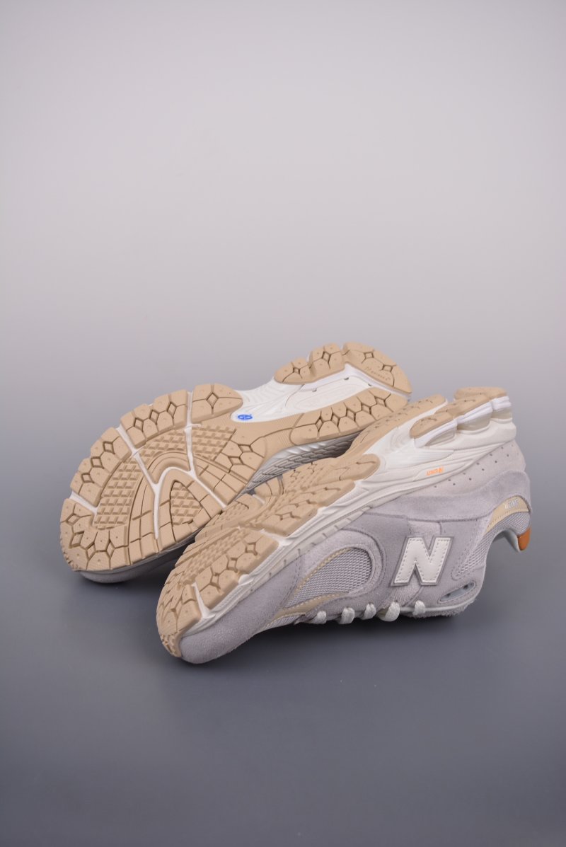 New Balance 2002R 'Grey' view