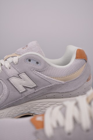 New Balance 2002R 'Grey' view 8