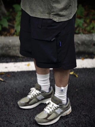 New Balance 2002R view 1