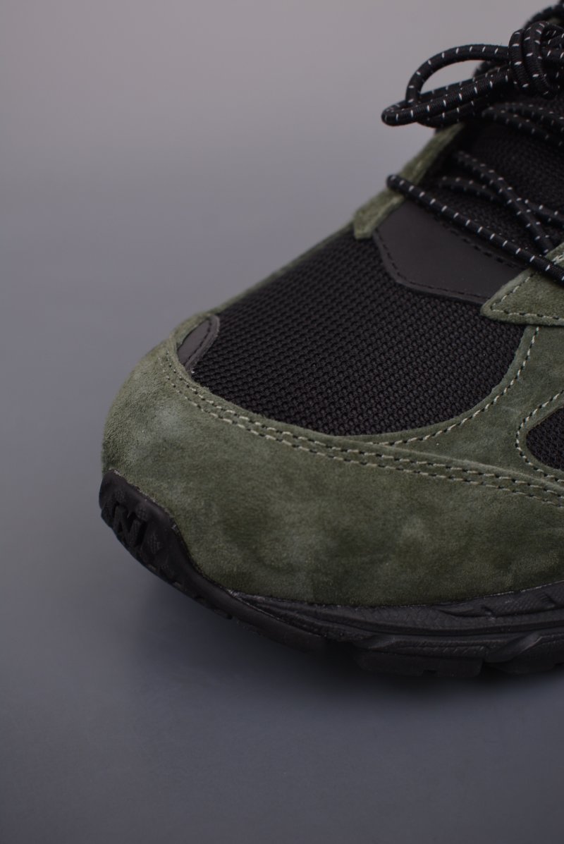 New Balance 2002R view