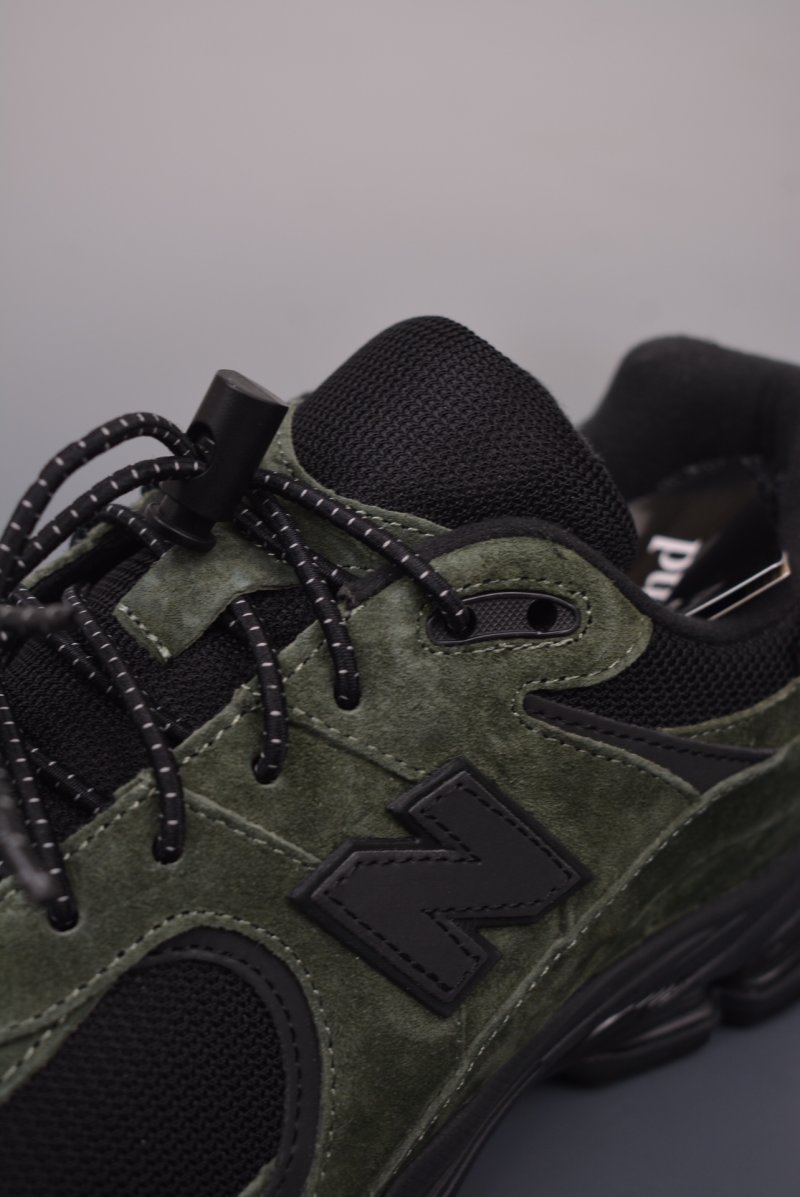 New Balance 2002R view