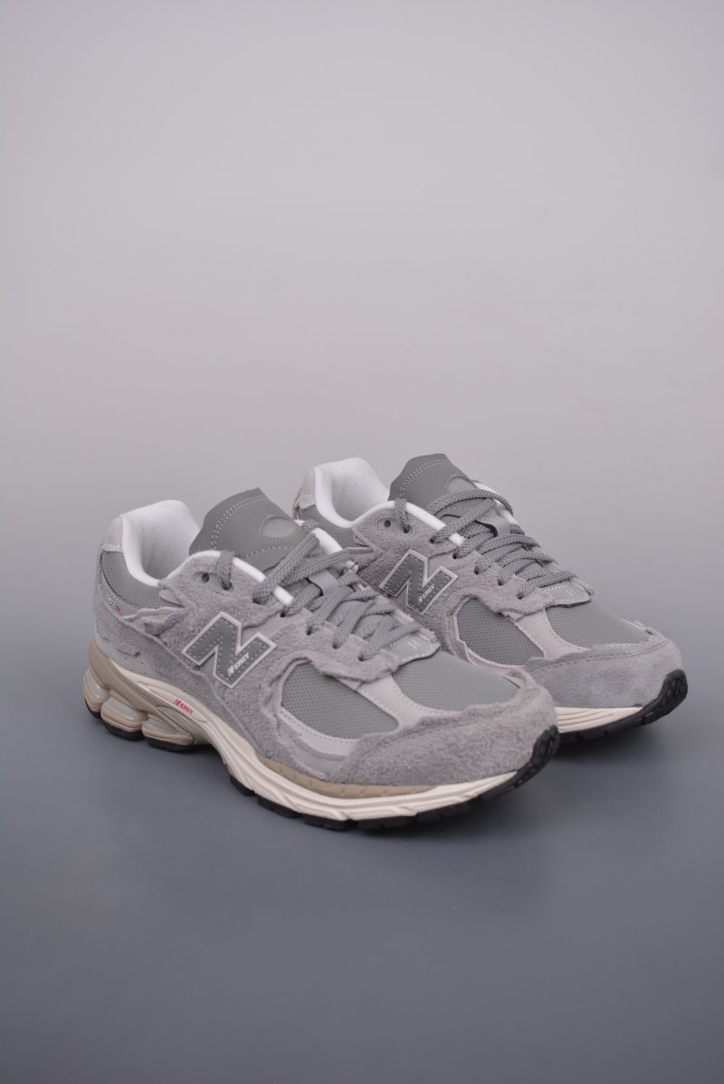 New Balance 2002R view