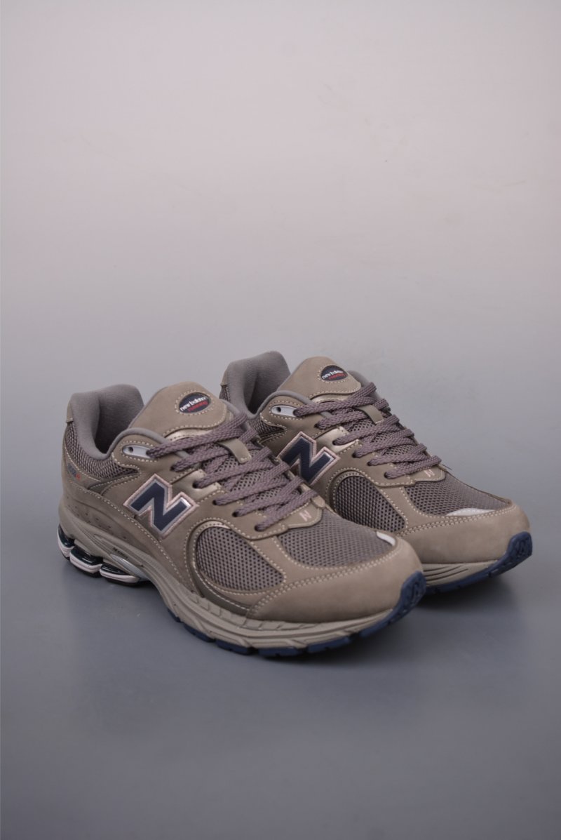 New Balance 2002R
