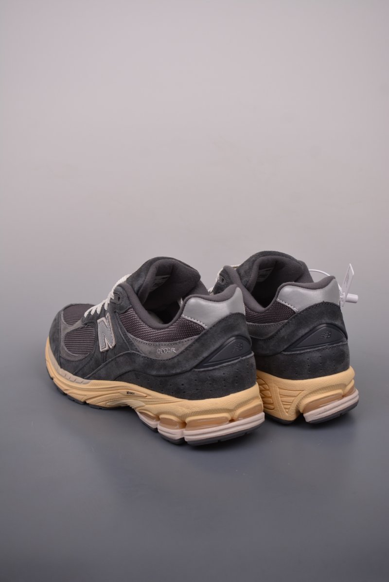 New Balance 2002R view