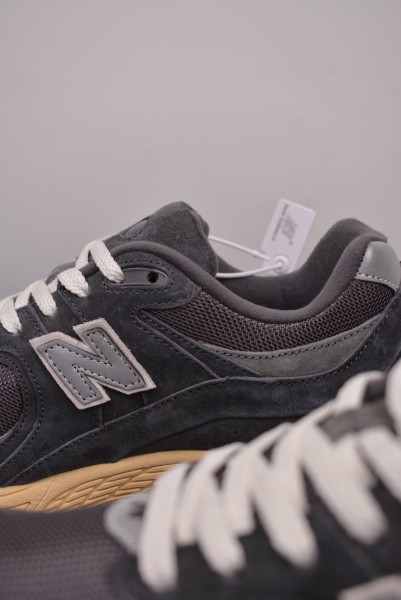 New Balance 2002R view