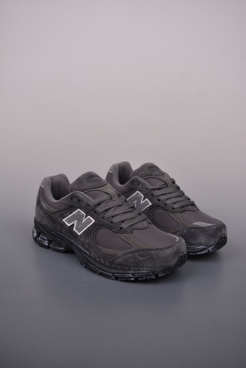 New Balance 2002R