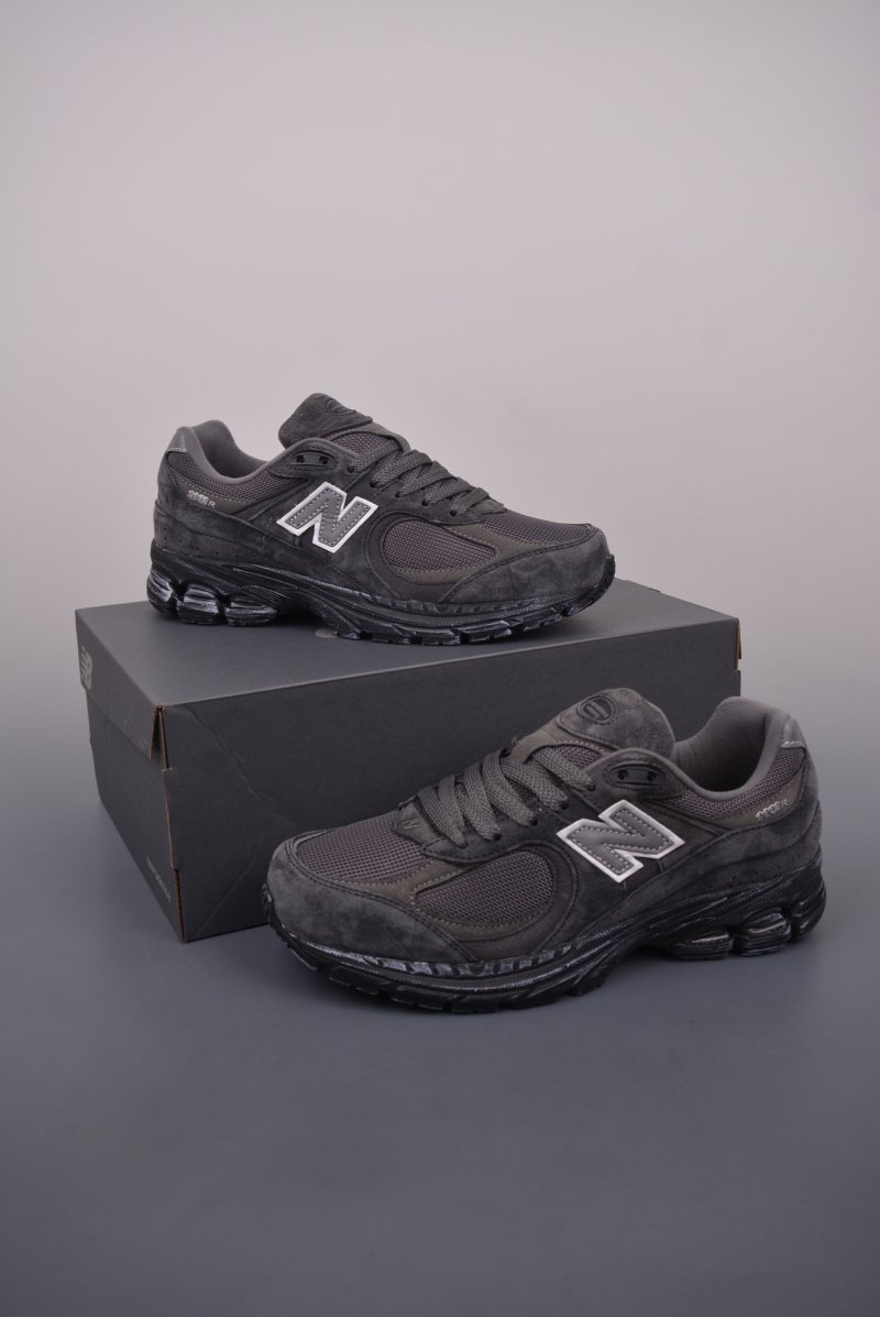 New Balance 2002R view