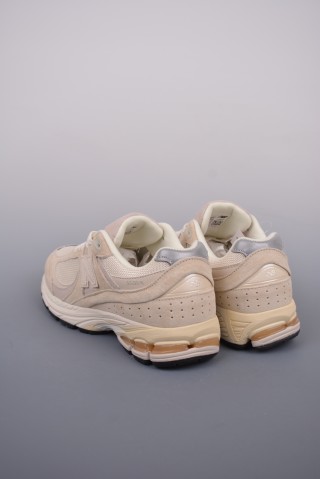 New Balance 2002R view 2