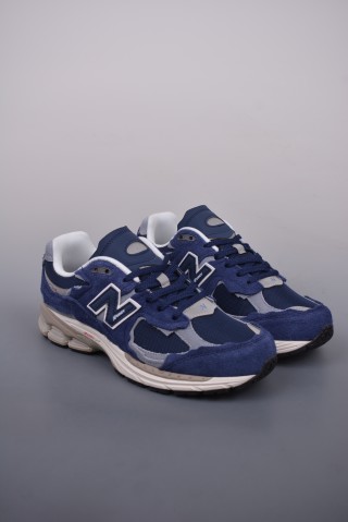 New Balance 2002R