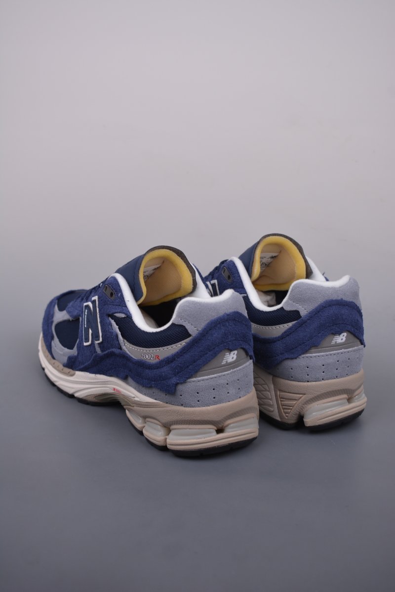New Balance 2002R view
