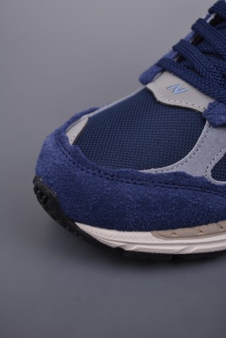 New Balance 2002R view 6