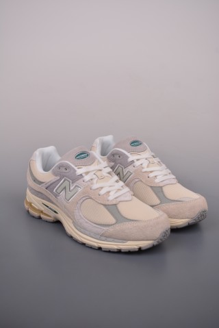 New Balance 2002R