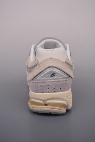 New Balance 2002R view 4