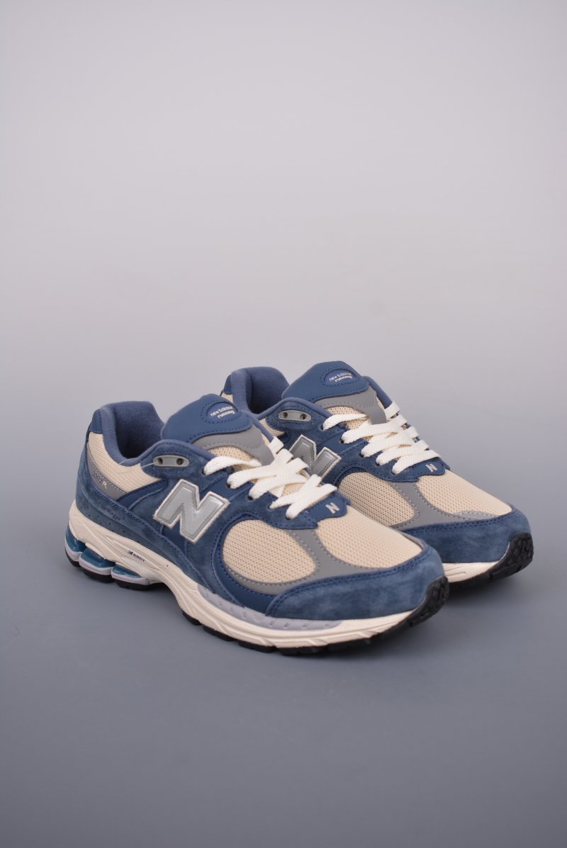 New Balance 2002R