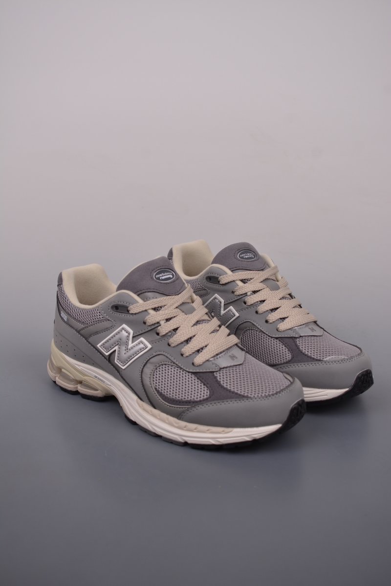 New Balance 2002R