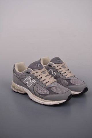 New Balance 2002R