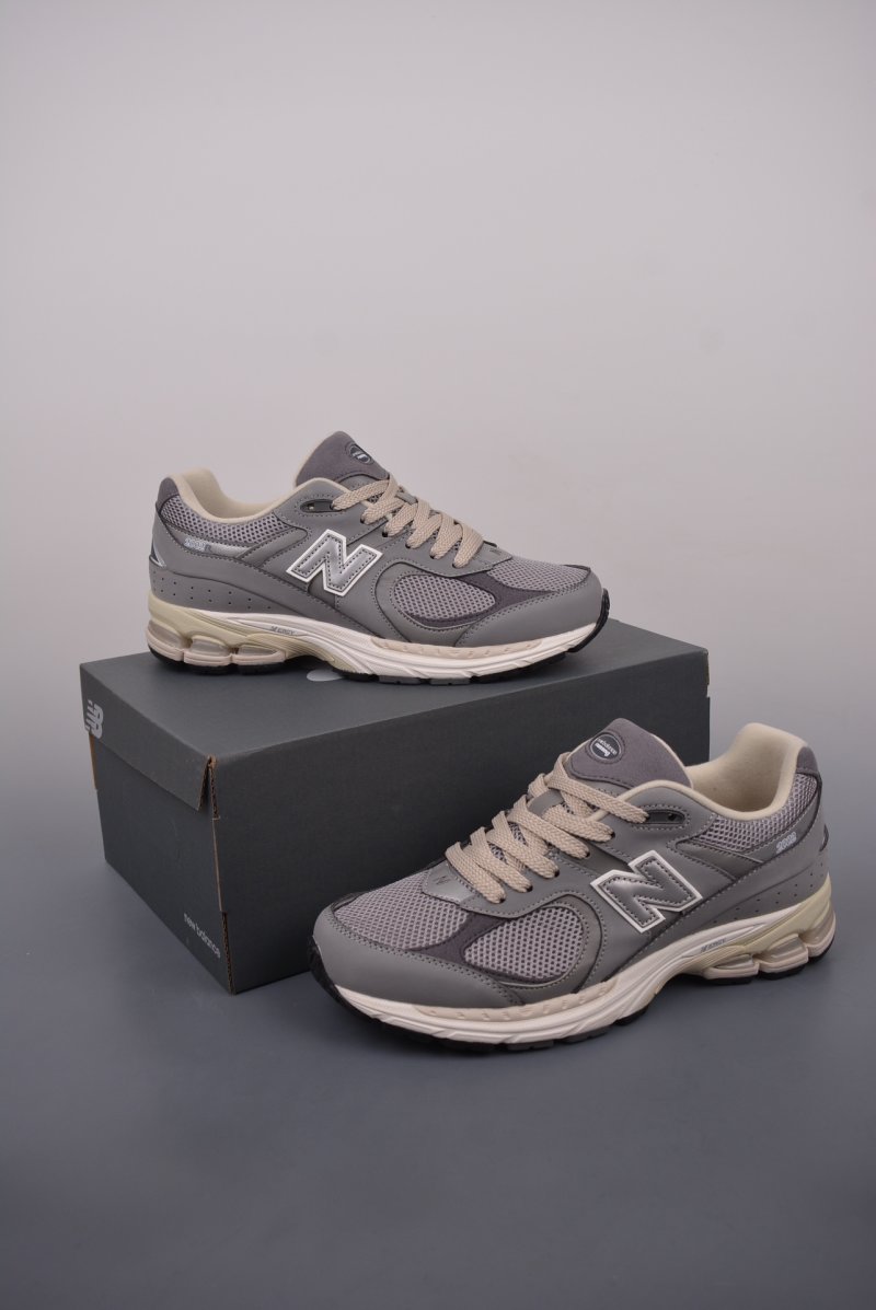New Balance 2002R view