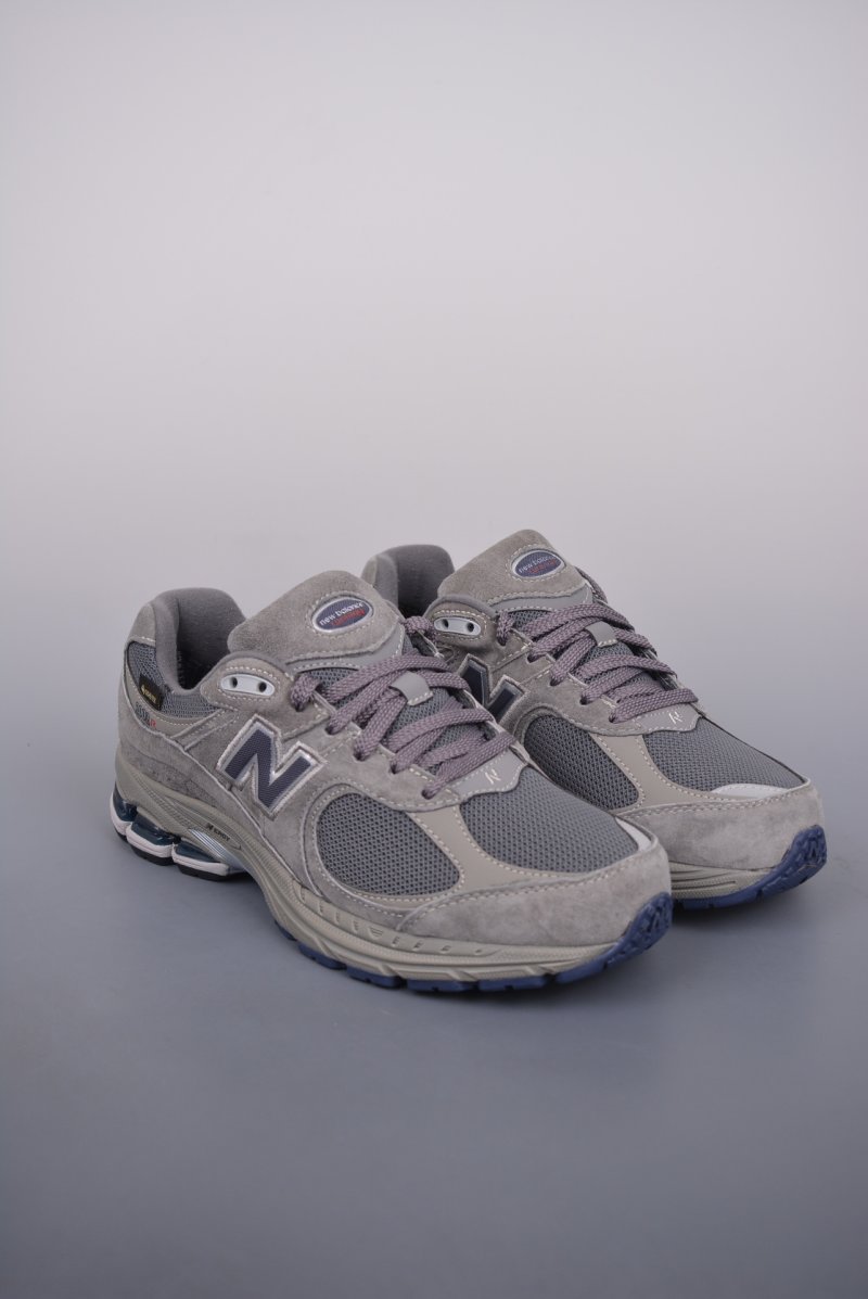 New Balance 2002R