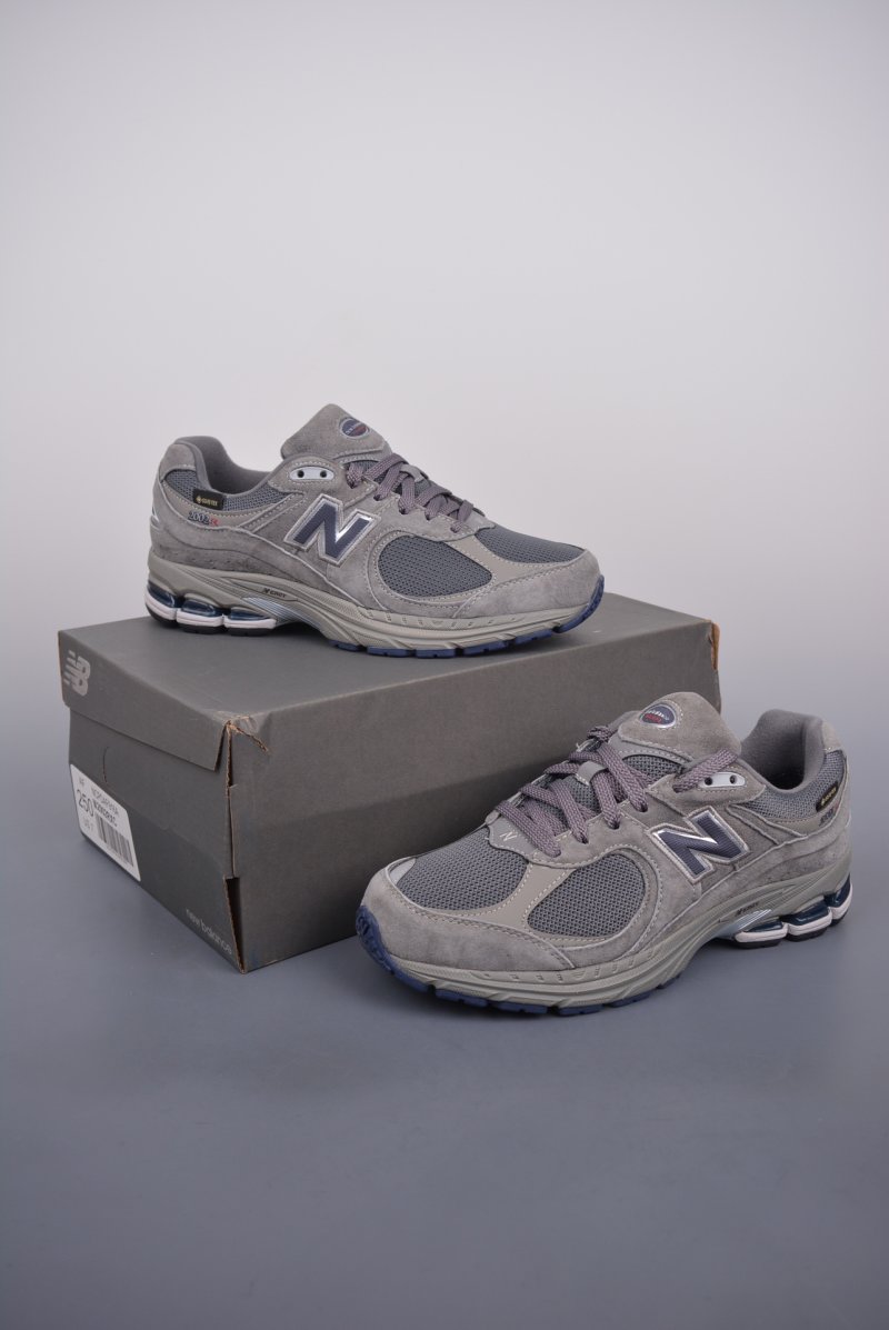 New Balance 2002R view