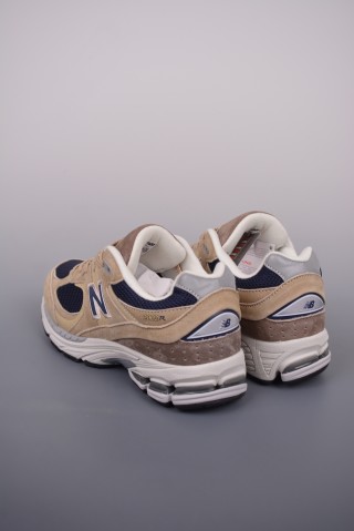 New Balance 2002R view 2