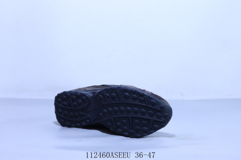 New Balance 204 view 4