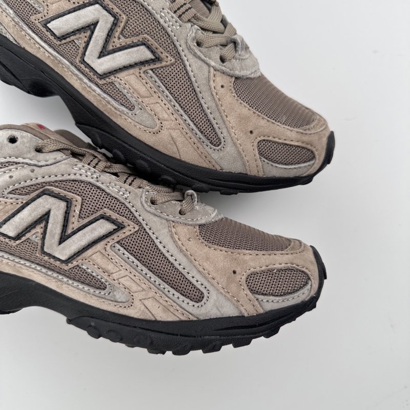 New Balance 204L view