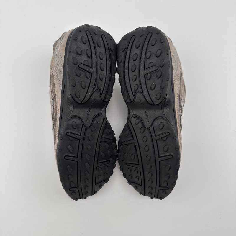 New Balance 204L view