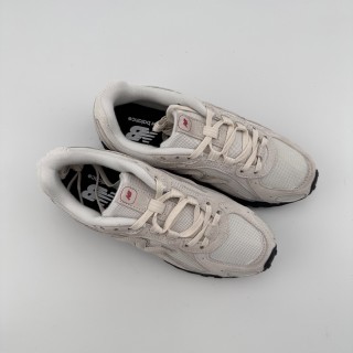 New Balance 204L view 9
