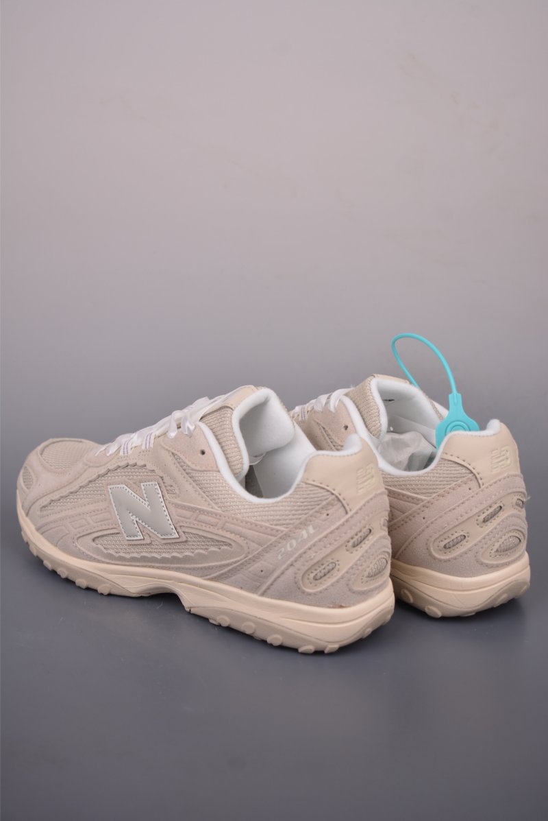 New Balance 204L view
