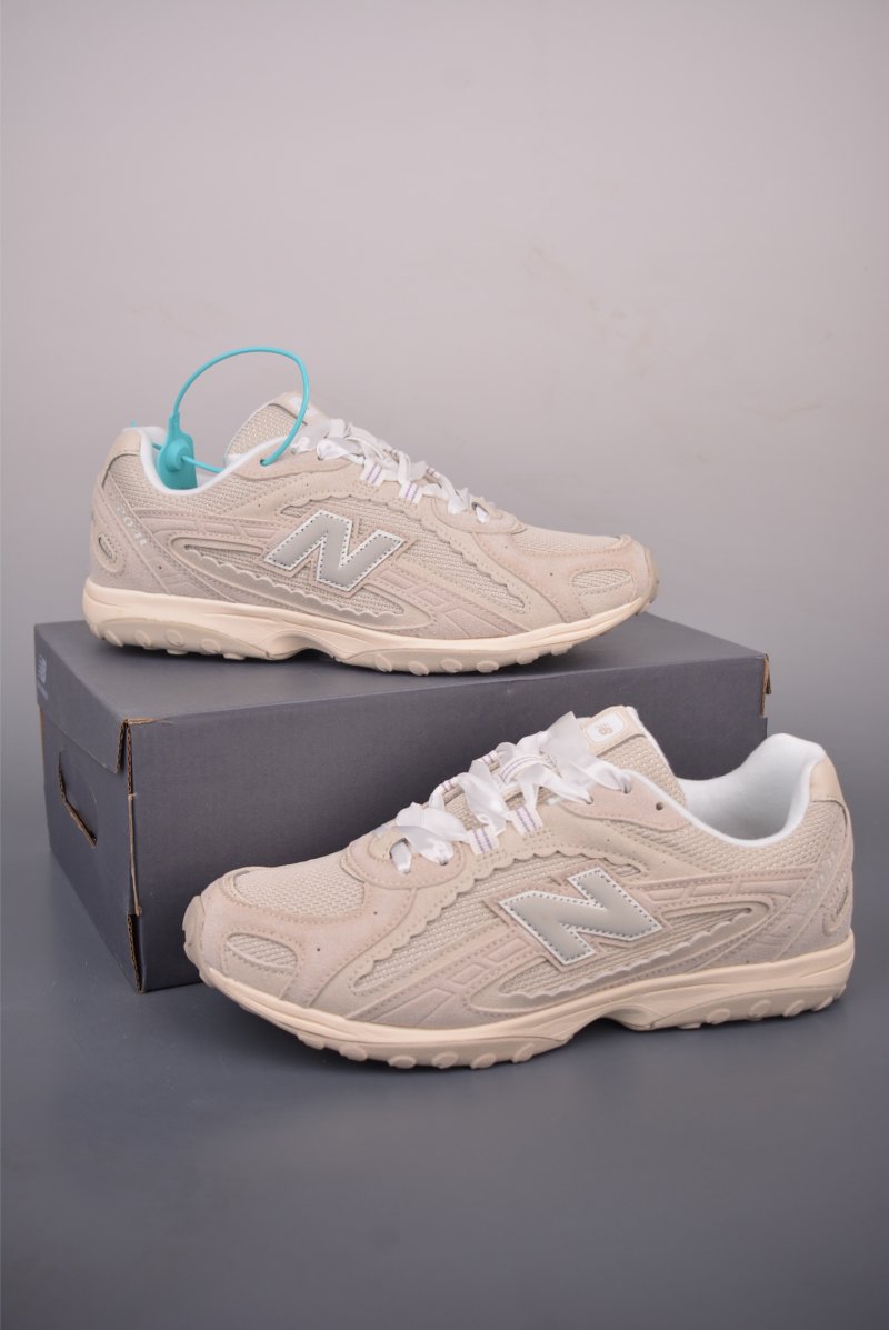 New Balance 204L view
